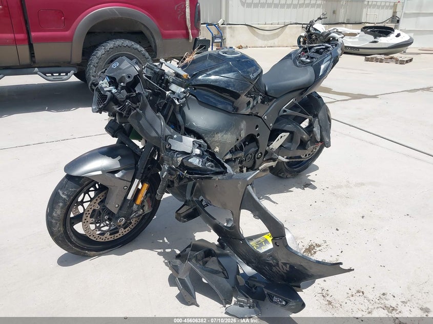 2026 Kawasaki VIN JKBZXXB19TA000357 IAAI salvage auction — ALL OVER, Wait Title, sold $3,150 on 2026-10-01 (photo 2)