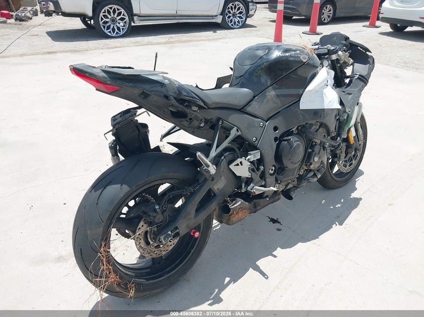 2026 Kawasaki VIN JKBZXXB19TA000357 IAAI salvage auction — ALL OVER, Wait Title, sold $3,150 on 2026-10-01 (photo 4)