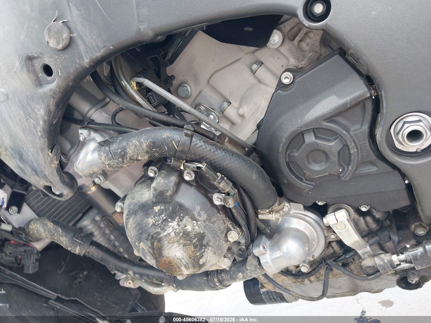 2026 Kawasaki VIN JKBZXXB19TA000357 IAAI salvage auction — ALL OVER, Wait Title, sold $3,150 on 2026-10-01 (photo 9)