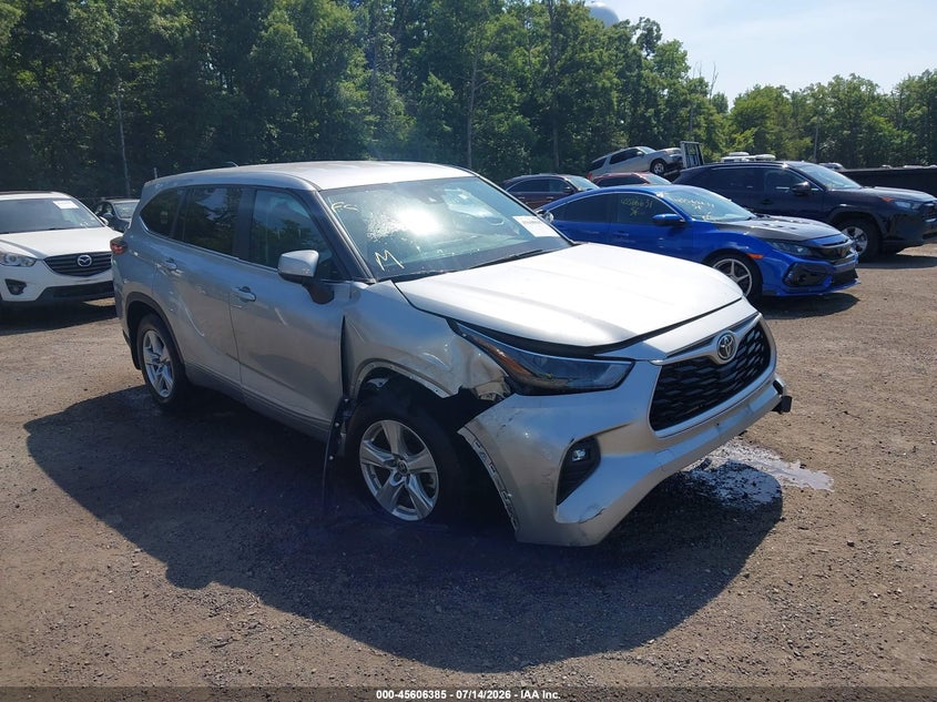 2023 Toyota Highlander VIN 5TDKDRAH8PS015505 IAAI salvage auction — FRONT END, Salvage - Greater Than 75% (Maryland), sold $8,600 on 2026-07-29 (photo 1)