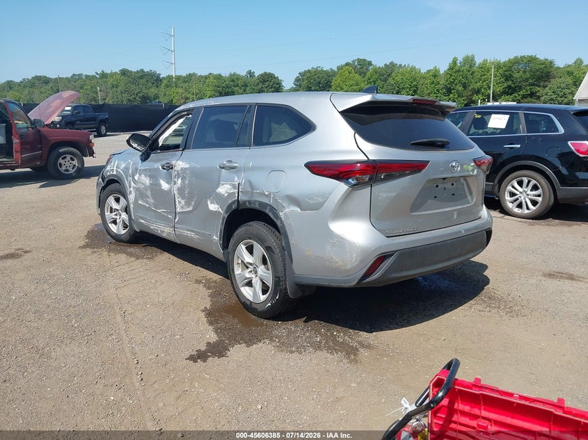 2023 Toyota Highlander VIN 5TDKDRAH8PS015505 IAAI salvage auction — FRONT END, Salvage - Greater Than 75% (Maryland), sold $8,600 on 2026-07-29 (photo 3)