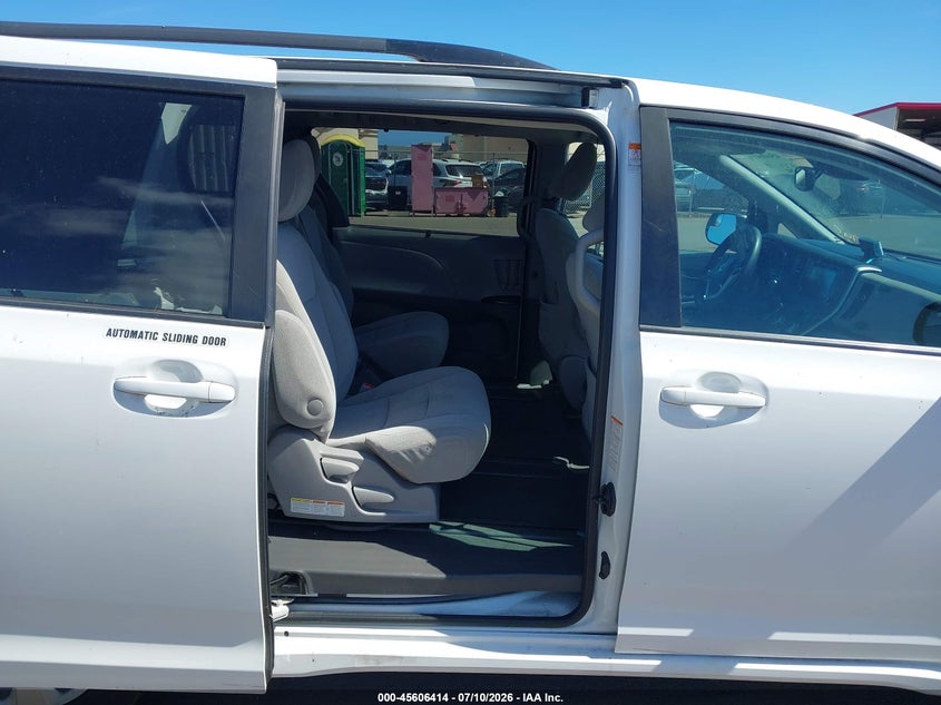 2020 Toyota Sienna VIN 5TDKZ3DC4LS054181 IAAI salvage auction — FRONT END, Salvage Title, sold $1,250 on 2026-07-21 (photo 8)