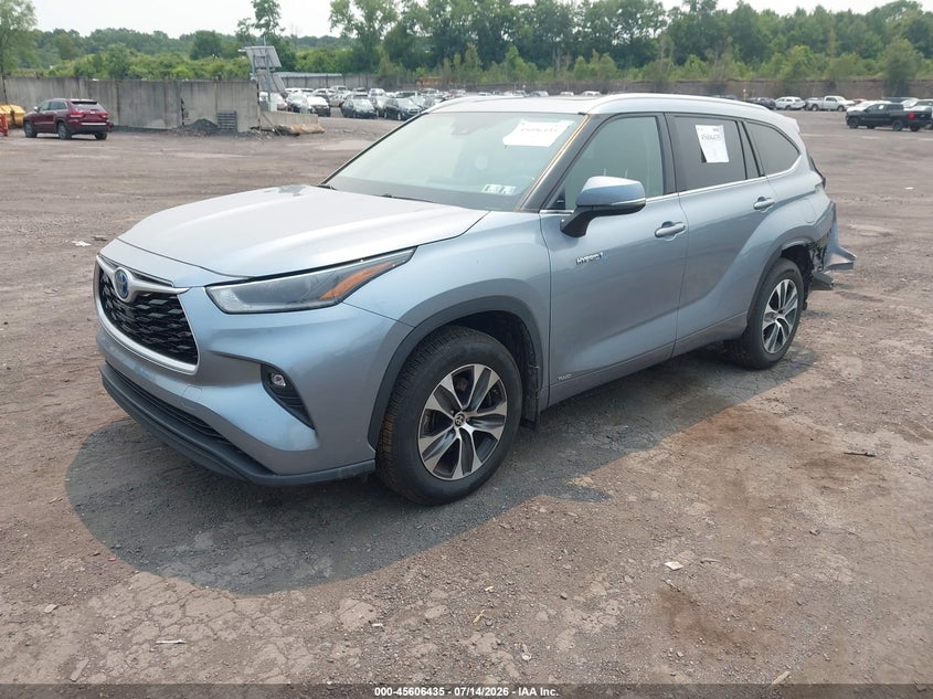 2021 Toyota Highlander VIN 5TDGBRCH7MS068300 IAAI salvage auction — REAR END, Salvage Title, sold $19,000 on 2026-07-22 (photo 2)