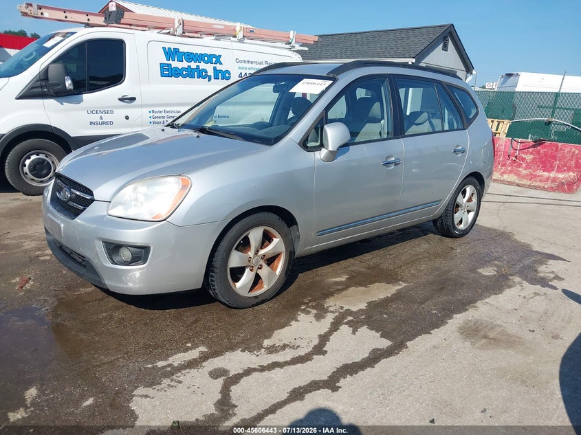 2008 Kia Rondo VIN KNAFG525387199444 IAAI salvage auction — RIGHT FRONT, Salvage - Greater Than 75% (Maryland), sold $575 on 2026-07-30 (photo 2)