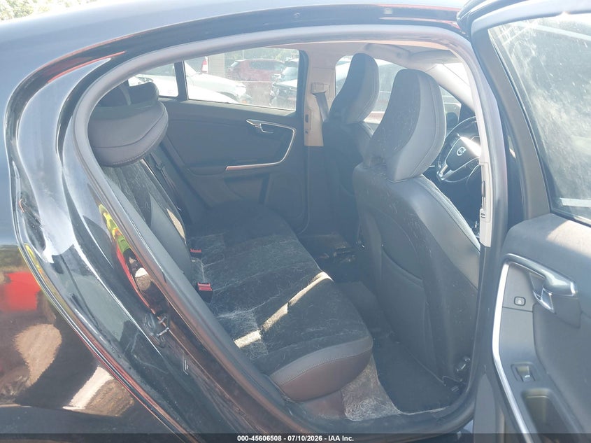 2012 Volvo S60 VIN YV1622FS0C2101454 IAAI salvage auction — FRONT END, Clear (Maryland), sold $400 on 2026-07-30 (photo 8)