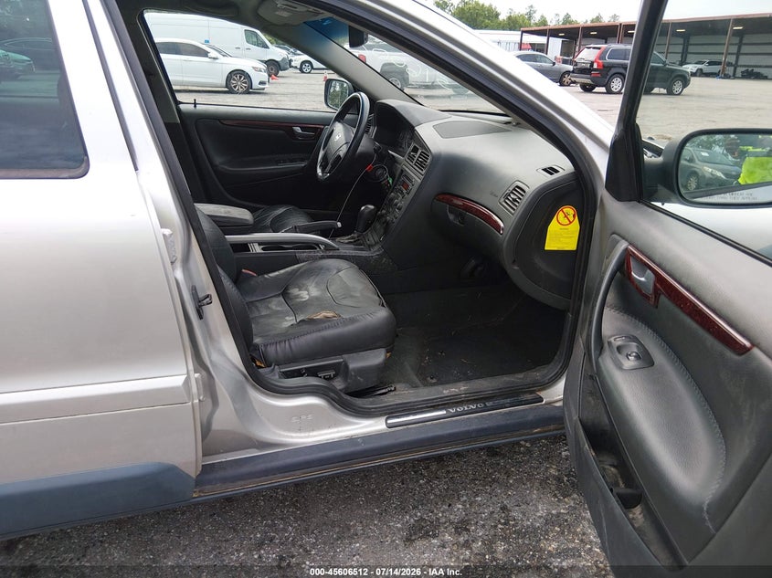 2004 Volvo Xc70 VIN YV1SZ59H441163796 IAAI salvage auction — FRONT END, Clear (Florida), sold $300 on 2026-07-28 (photo 5)