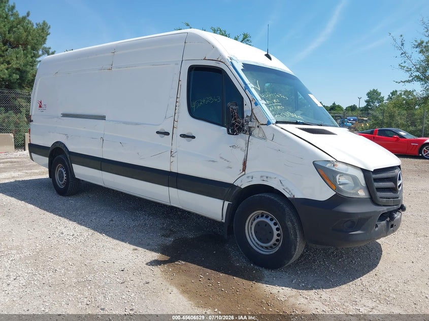 2015 Mercedes-benz Sprinter VIN WD3PE8DC9F5954643 IAAI salvage auction — LEFT SIDE, Salvage (Missouri), sold $1,050 on 2026-07-28 (photo 1)