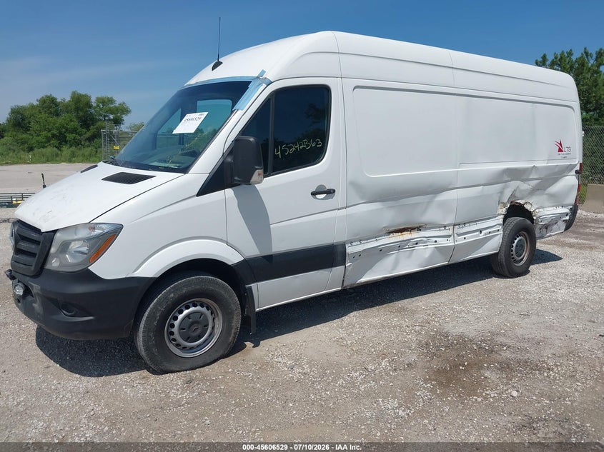 2015 Mercedes-benz Sprinter VIN WD3PE8DC9F5954643 IAAI salvage auction — LEFT SIDE, Salvage (Missouri), sold $1,050 on 2026-07-28 (photo 2)