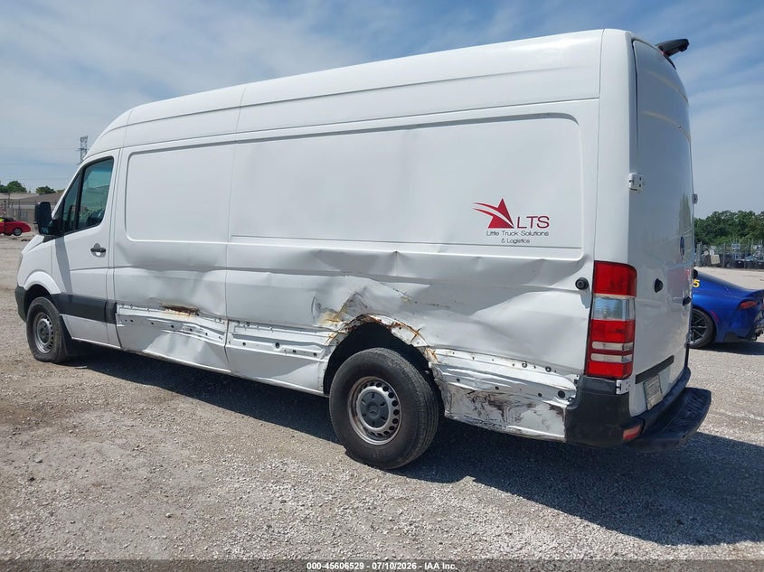 2015 Mercedes-benz Sprinter VIN WD3PE8DC9F5954643 IAAI salvage auction — LEFT SIDE, Salvage (Missouri), sold $1,050 on 2026-07-28 (photo 3)