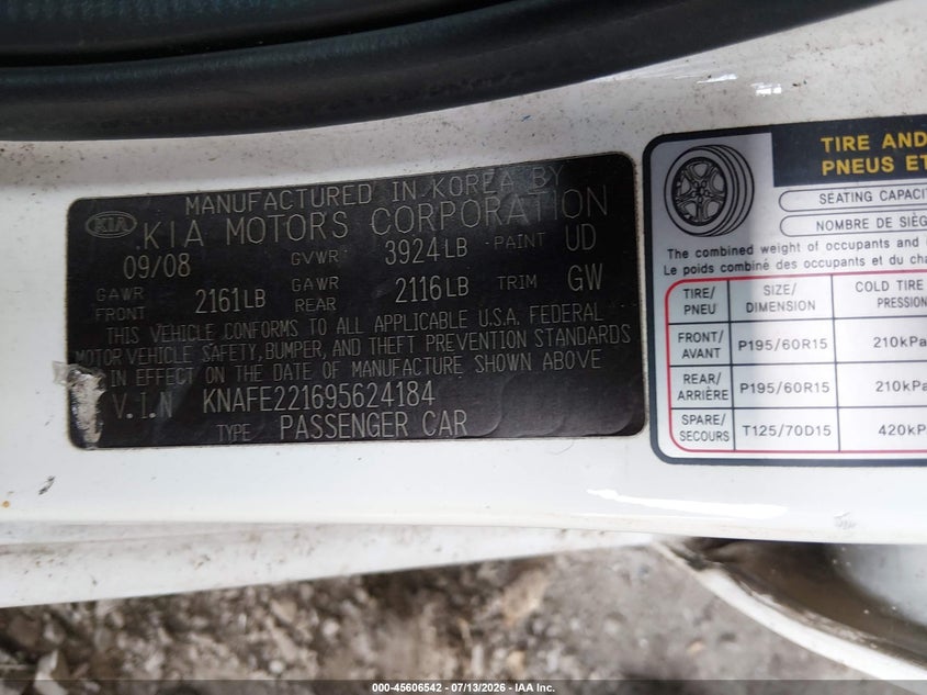 2009 Kia Spectra VIN KNAFE221695624184 IAAI salvage auction — NORMAL WEAR, Clear (Louisiana), sold $425 on 2026-07-29 (photo 9)
