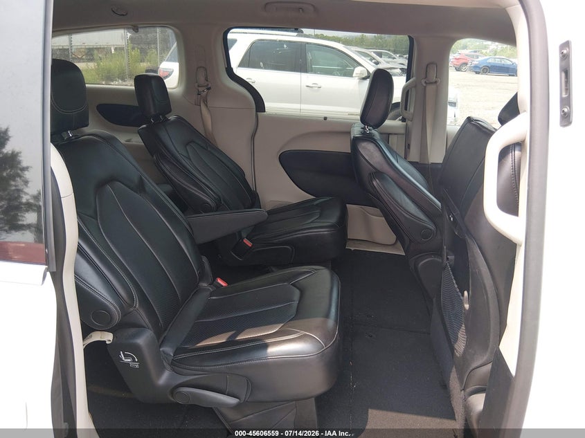 2023 Chrysler Pacifica VIN 2C4RC3BG9PR570072 IAAI salvage auction — FRONT END, Wait Title, sold $6,200 on 2026-08-26 (photo 8)