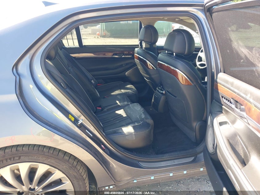2017 Genesis G90 VIN KMHG54JH6HU025769 IAAI salvage auction — FRONT END, Wait Title, sold $7,050 on 2026-08-27 (photo 8)