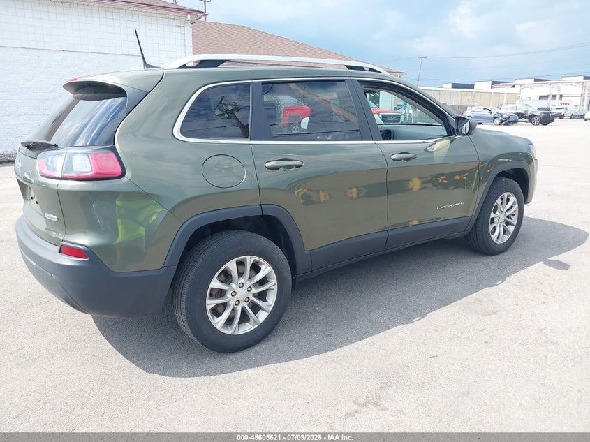 2019 Jeep Cherokee VIN 1C4PJMCB9KD343630 IAAI salvage auction — NORMAL WEAR, Sf97 (New York), sold $12,000 on 2026-07-31 (photo 4)