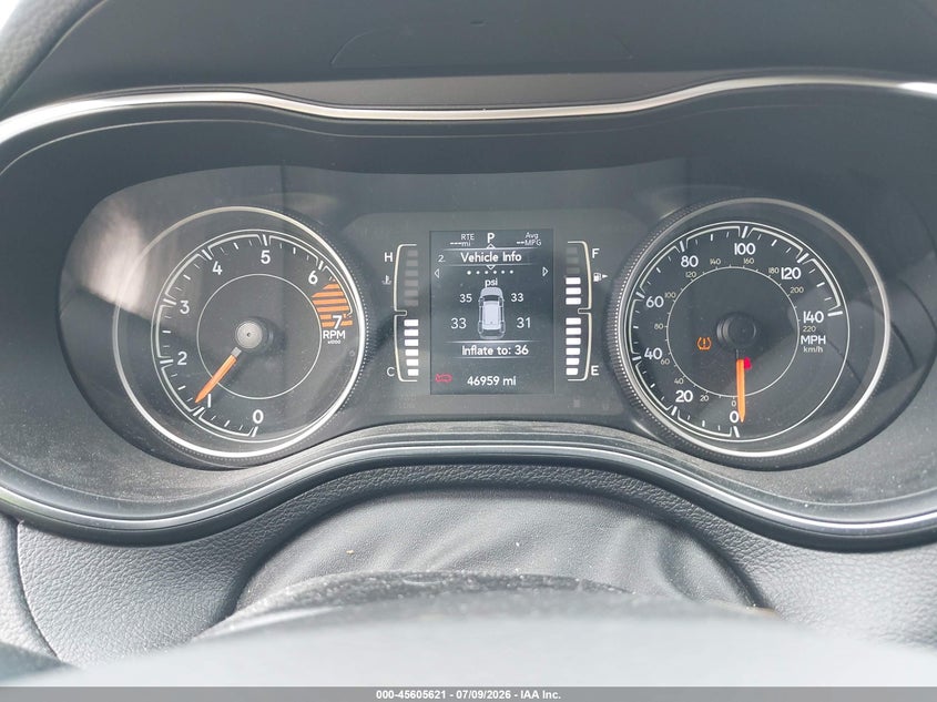 2019 Jeep Cherokee VIN 1C4PJMCB9KD343630 IAAI salvage auction — NORMAL WEAR, Sf97 (New York), sold $12,000 on 2026-07-31 (photo 7)