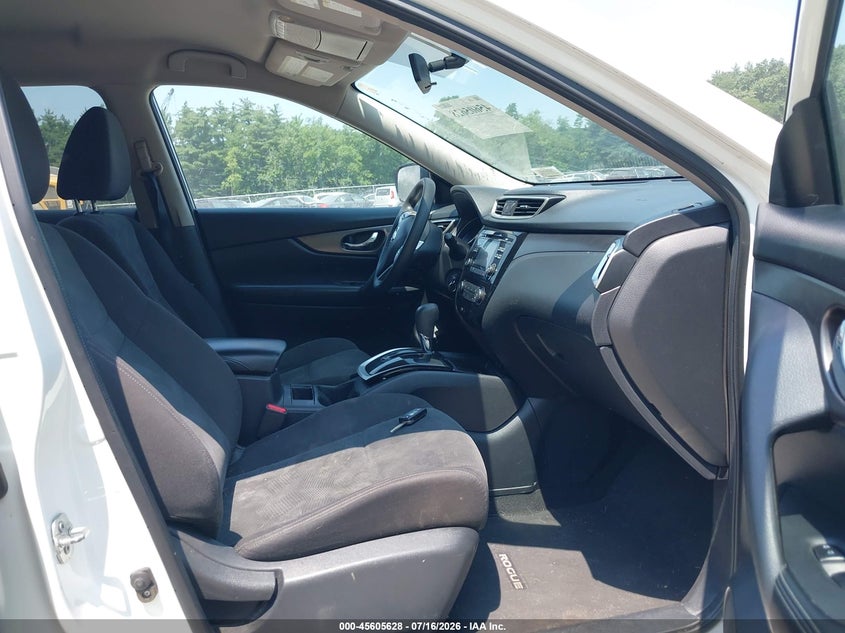 2016 Nissan Rogue VIN KNMAT2MV2GP713075 IAAI salvage auction — NORMAL WEAR, Clear (New York), sold $25 on 2026-07-28 (photo 5)
