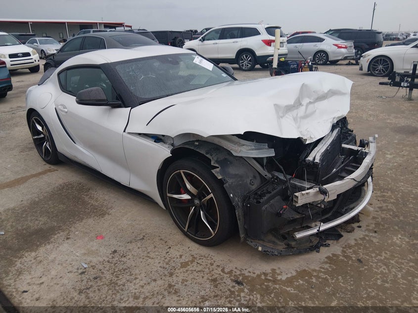 2022 Toyota Supra VIN WZ1DB0C09NW048433 — IAAI salvage auction photo