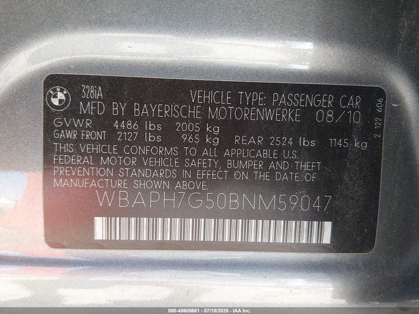 2011 BMW 3 series VIN WBAPH7G50BNM59047 IAAI salvage auction — NORMAL WEAR, Clear (Nevada), sold $100 on 2026-07-24 (photo 9)