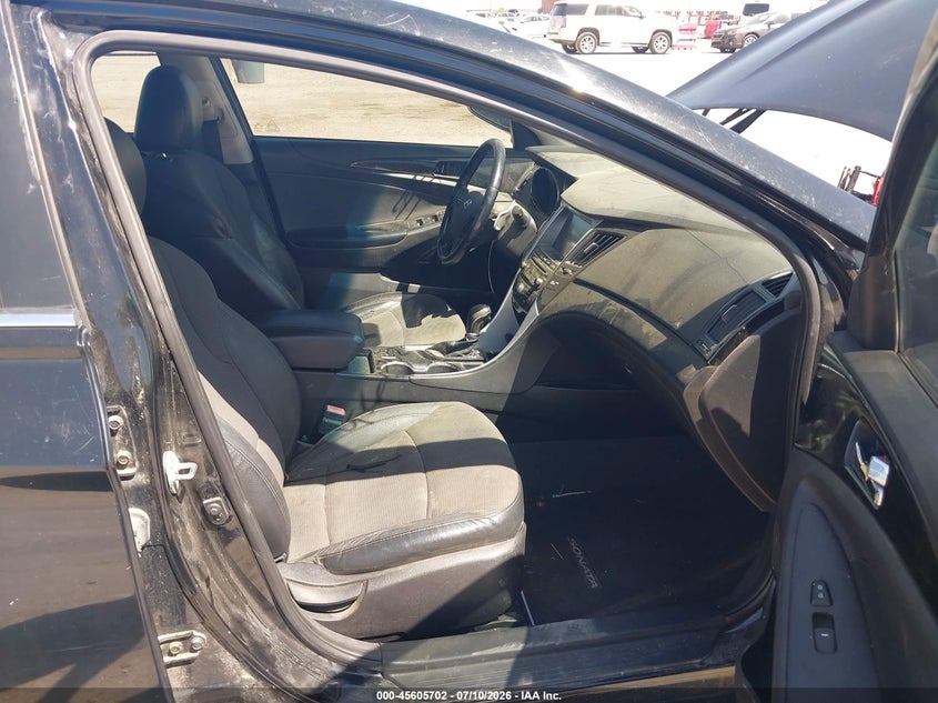 2014 Hyundai Sonata VIN 5NPEC4AB2EH827559 IAAI salvage auction — NORMAL WEAR, Original (Texas), sold $550 on 2026-07-29 (photo 5)