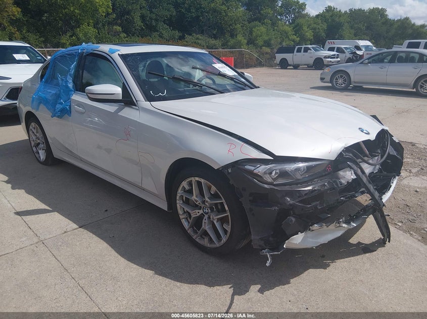 2025 BMW 3er VIN 3MW69CW07S8E99006 IAAI salvage auction — FRONT END, Enterprise Vehicles Clear Only (Texas), sold $17,500 on 2026-07-23 (photo 1)