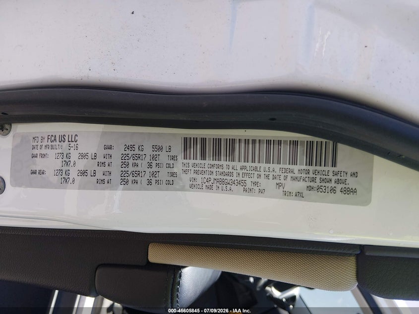 2016 Jeep Cherokee VIN 1C4PJMAB8GW343455 IAAI salvage auction — NORMAL WEAR, Sf97 (California), sold $8,600 on 2026-07-30 (photo 9)