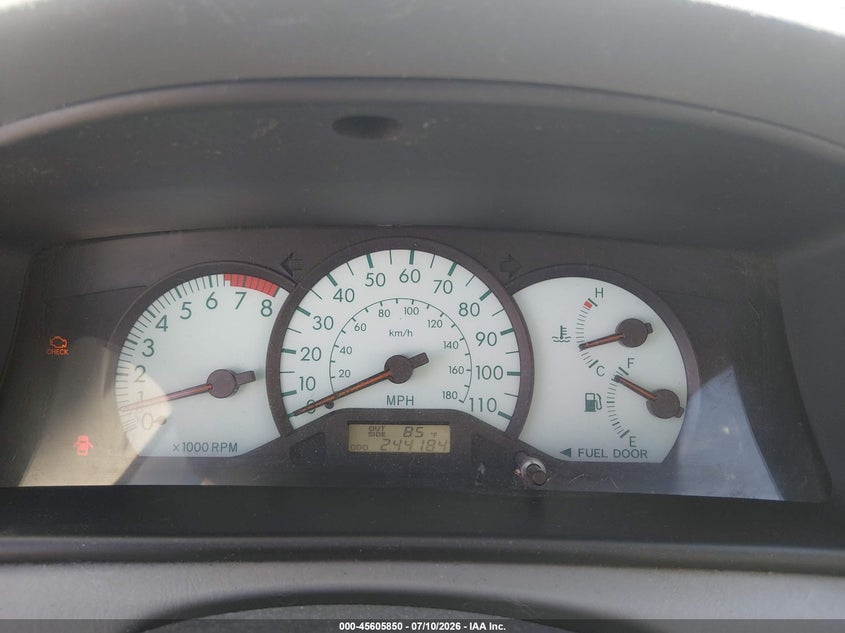2003 Toyota Corolla VIN JTDBR38E732009870 IAAI salvage auction — NORMAL WEAR, Clear-Dealer Only (Oregon), sold $500 on 2026-07-23 (photo 7)