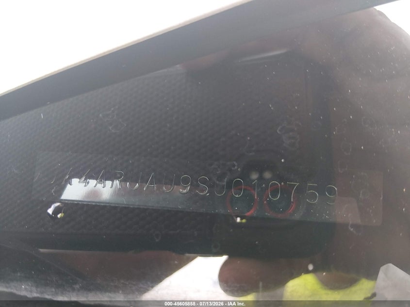 2025 Mitsubishi Outlander VIN JA4ARUAU9SU010759 IAAI salvage auction — BIO HAZARD, Certificate Of Destruction (Florida), sold $1,550 on 2026-07-29 (photo 9)