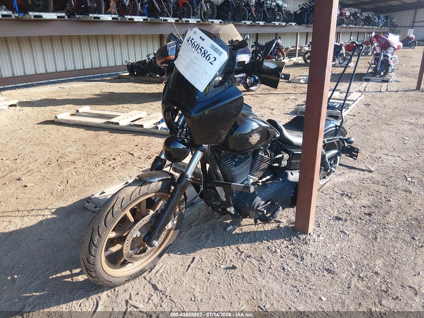2016 Harley-davidson Low rider VIN 1HD1GS825GC321377 IAAI salvage auction — FRONT END, Salvage Title, sold $2,650 on 2026-10-03 (photo 2)