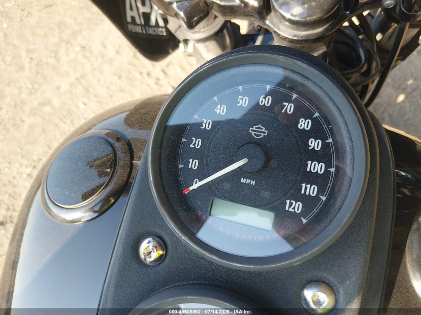 2016 Harley-davidson Low rider VIN 1HD1GS825GC321377 IAAI salvage auction — FRONT END, Salvage Title, sold $2,650 on 2026-10-03 (photo 7)