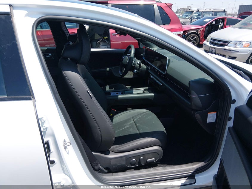 2024 Hyundai Ioniq 6 VIN KMHM54AA7RA061740 IAAI salvage auction — LEFT FRONT, Salvage (California), sold $7,400 on 2026-07-29 (photo 5)