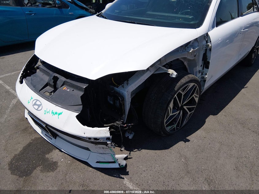 2024 Hyundai Ioniq 6 VIN KMHM54AA7RA061740 IAAI salvage auction — LEFT FRONT, Salvage (California), sold $7,400 on 2026-07-29 (photo 6)
