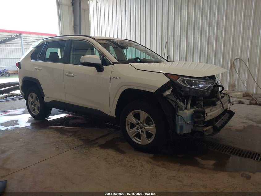 2020 Toyota Rav 4 VIN 2T3RWRFV6LW076223 — IAAI salvage auction photo
