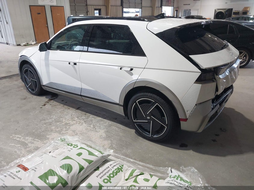 2025 Hyundai Ioniq 5 VIN 7YAKRDDC7SY038106 IAAI salvage auction — REAR END, Salvage Title, sold $16,500 on 2026-08-02 (photo 3)