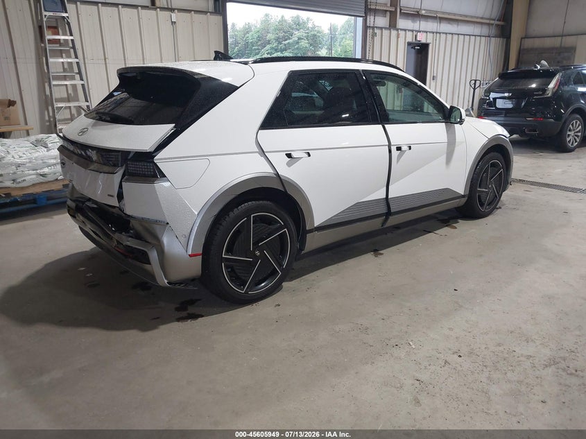 2025 Hyundai Ioniq 5 VIN 7YAKRDDC7SY038106 IAAI salvage auction — REAR END, Salvage Title, sold $16,500 on 2026-08-02 (photo 4)