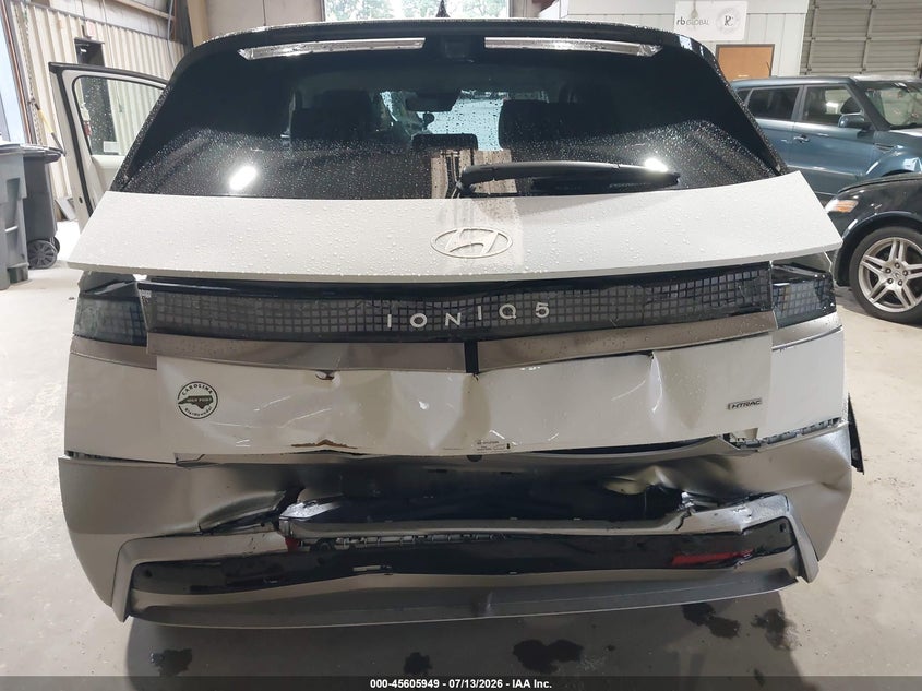 2025 Hyundai Ioniq 5 VIN 7YAKRDDC7SY038106 IAAI salvage auction — REAR END, Salvage Title, sold $16,500 on 2026-08-02 (photo 6)