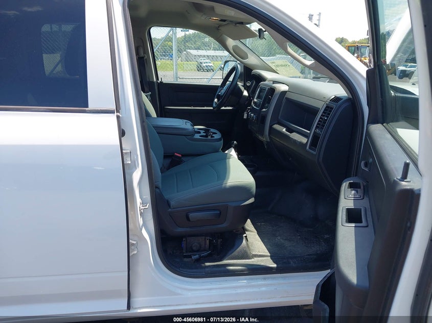 2017 Ram 3500 VIN 3C63R3GL9HG762326 — IAAI salvage auction photo