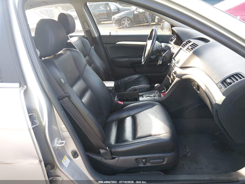 2007 Acura Tsx VIN JH4CL96997C015750 IAAI salvage auction — LEFT & RIGHT, Salvage - Greater Than 75% (Maryland), sold $800 on 2026-07-29 (photo 5)