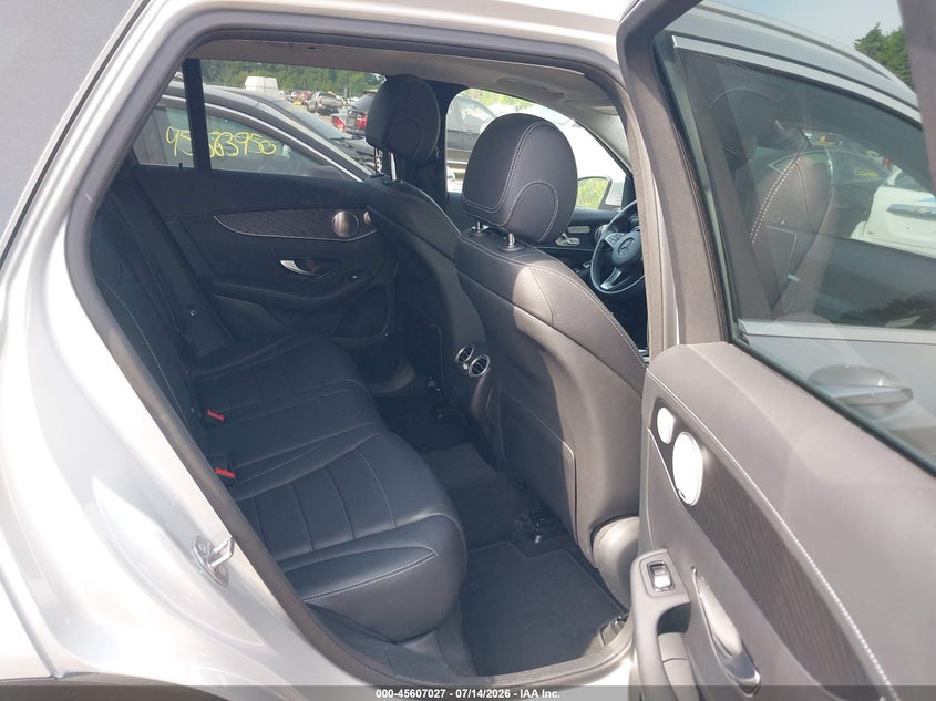 2016 Mercedes-benz Glc VIN WDC0G4KB3GF113007 IAAI salvage auction — FRONT END, Wait Title, sold $11,875 on 2026-07-31 (photo 8)