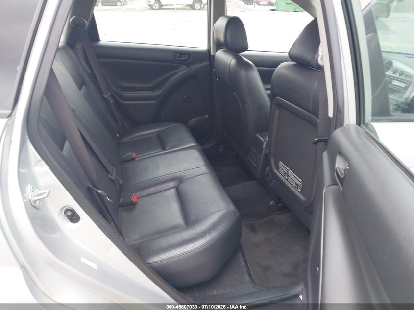 2005 Pontiac Vibe VIN 5Y2SM63815Z435338 IAAI salvage auction — NORMAL WEAR, Clear (New York), sold $175 on 2026-07-21 (photo 8)