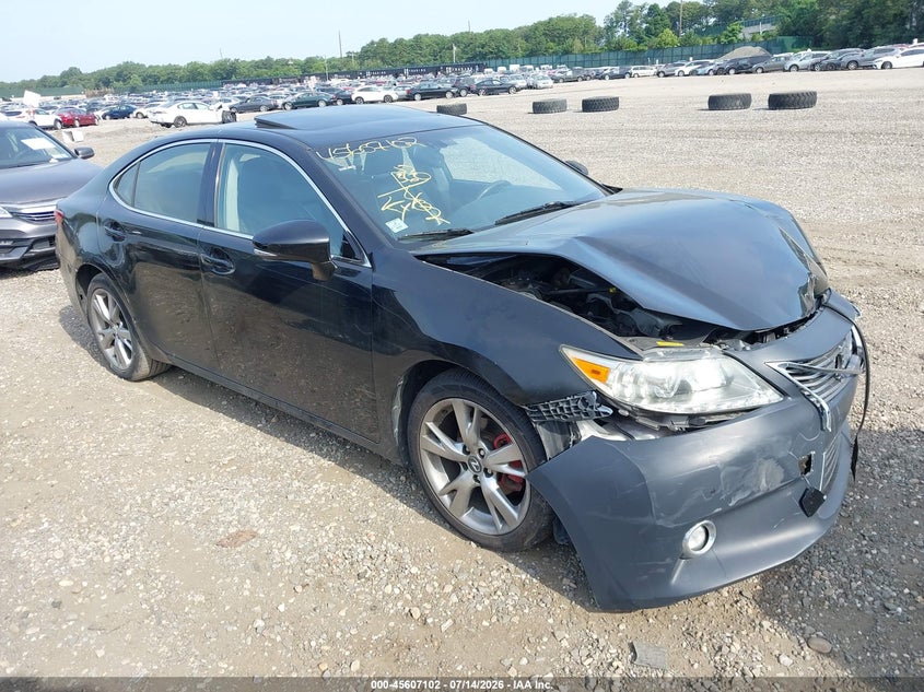 2014 Lexus ES VIN JTHBK1GG5E2100374 IAAI salvage auction — FRONT & REAR, Mv-907A (New York), sold $800 on 2026-07-28 (photo 1)