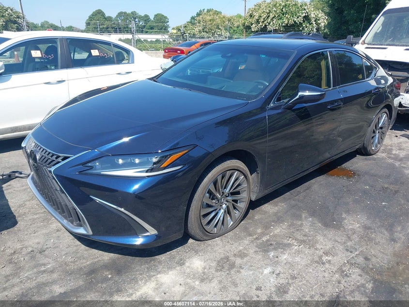 2024 Lexus ES VIN 58AFA1C14RU039993 IAAI salvage auction — SIDE, Salvage (North Carolina), sold $23,975 on 2026-08-06 (photo 2)