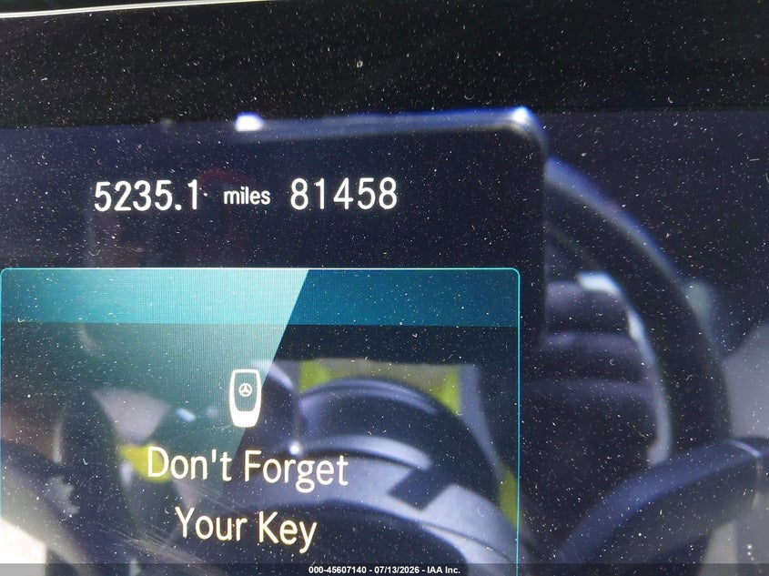 2021 Mercedes-benz E-klasse VIN W1KZF5KB0MA932884 IAAI salvage auction — RIGHT FRONT, Salvage Title, sold $25 on 2026-07-28 (photo 7)