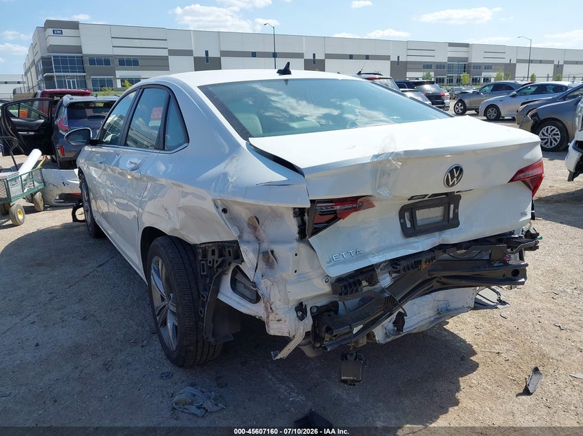2024 Volkswagen Jetta VIN 3VW7M7BUXRM027743 IAAI salvage auction — FRONT & REAR, Salvage Title, sold $3,250 on 2026-08-21 (photo 3)