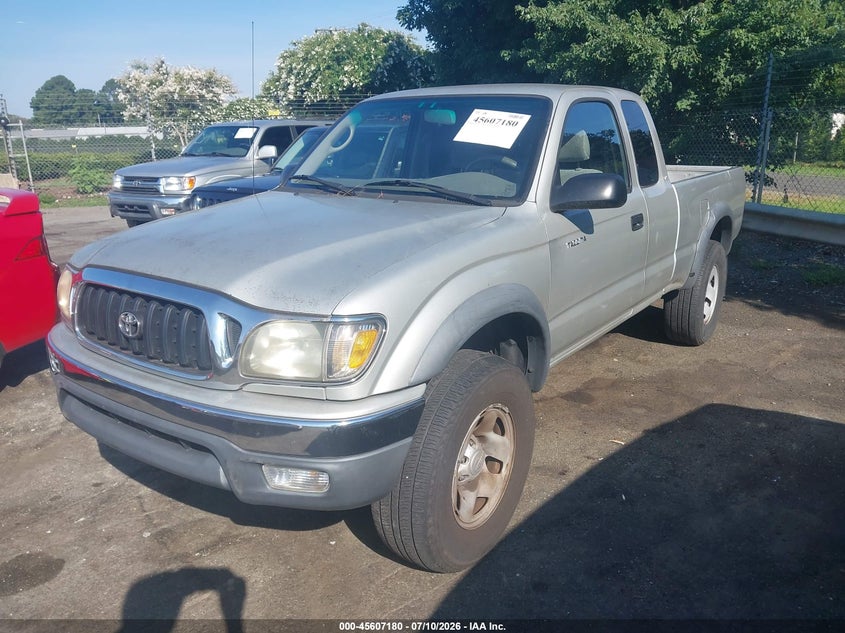 2001 Toyota Tacoma VIN 5TESM92N41Z845025 IAAI salvage auction — NORMAL WEAR, Clear (North Carolina), sold $4,525 on 2026-07-16 (photo 2)