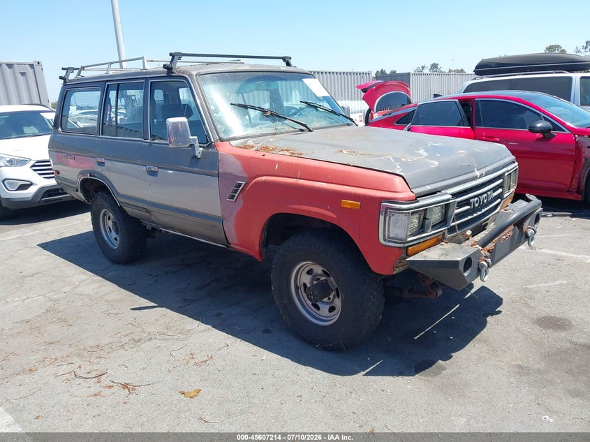 1989 Toyota Land cruiser VIN JT3FJ62GXK0096263 IAAI salvage auction — NORMAL WEAR, Clear-Dealer Only (Wisconsin), sold $2,050 on 2026-07-30 (photo 1)