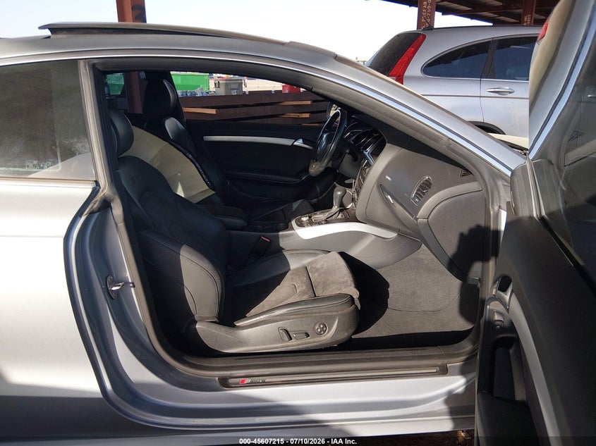 2009 Audi A5 VIN WAUDK78T69A010653 IAAI salvage auction — NORMAL WEAR, Clear-Dealer Only (Arizona), sold $350 on 2026-07-28 (photo 5)