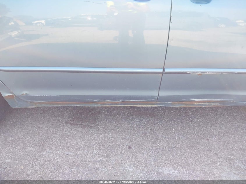 2004 Toyota Sienna VIN 5TDZA23C44S209220 IAAI salvage auction — NORMAL WEAR, Clear (Illinois), sold $450 on 2026-07-22 (photo 6)