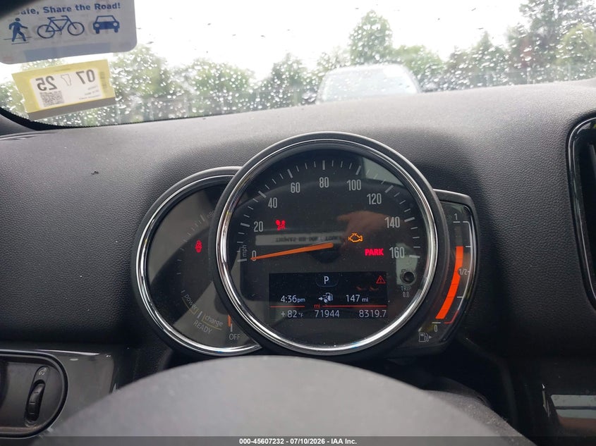 2019 Mini VIN WMZYU7C51K3F94335 IAAI salvage auction — SIDE, Salvage Title, sold $3,375 on 2026-09-01 (photo 7)