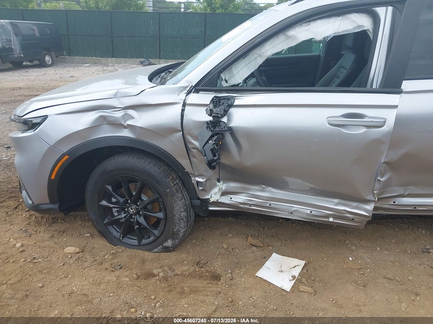 2026 Honda Cr-v VIN 7FARS6H88TE107287 IAAI salvage auction — SIDE, Salvage Title, sold $11,900 on 2026-07-26 (photo 6)