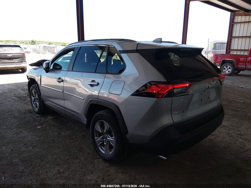 2022 Toyota Rav 4 VIN 2T3P1RFV1NC256672 IAAI salvage auction — FRONT END, Salvage (Nebraska), sold $9,100 on 2026-08-22 (photo 3)