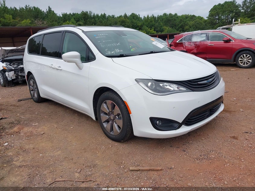 2018 Chrysler Pacifica VIN 2C4RC1N76JR356972 IAAI salvage auction — LEFT REAR, Salvage (Alabama), sold $3,000 on 2026-09-01 (photo 1)